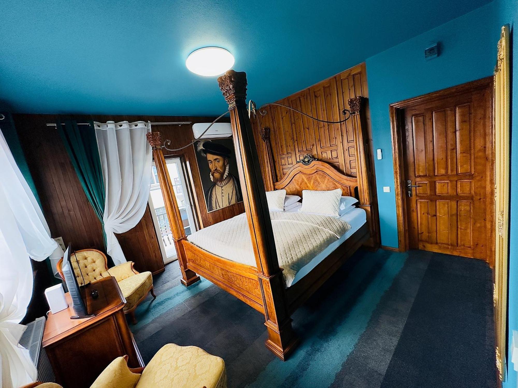 Broken Bed Hootel คอนัส ภายนอก รูปภาพ