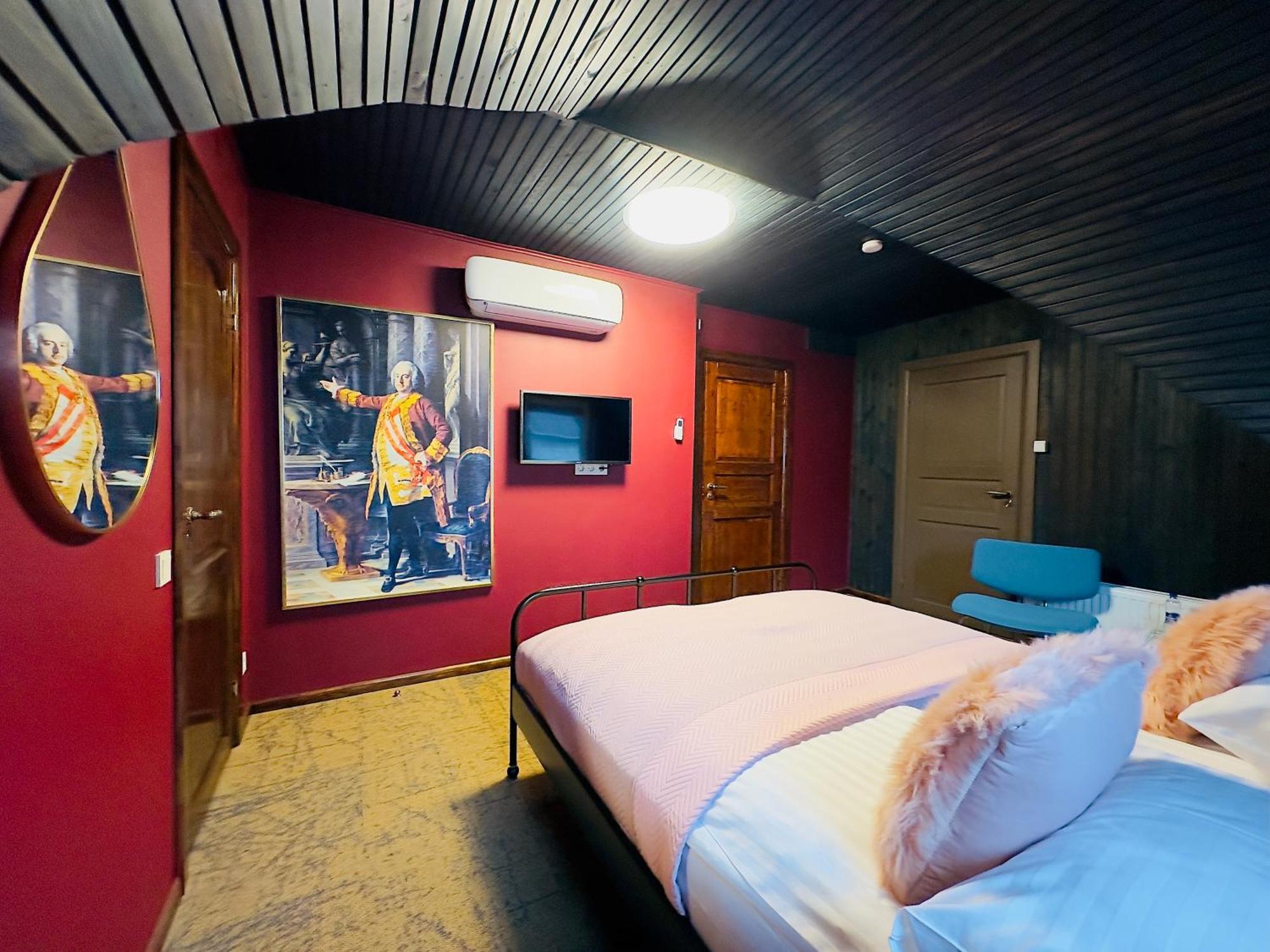 Broken Bed Hootel คอนัส ภายนอก รูปภาพ