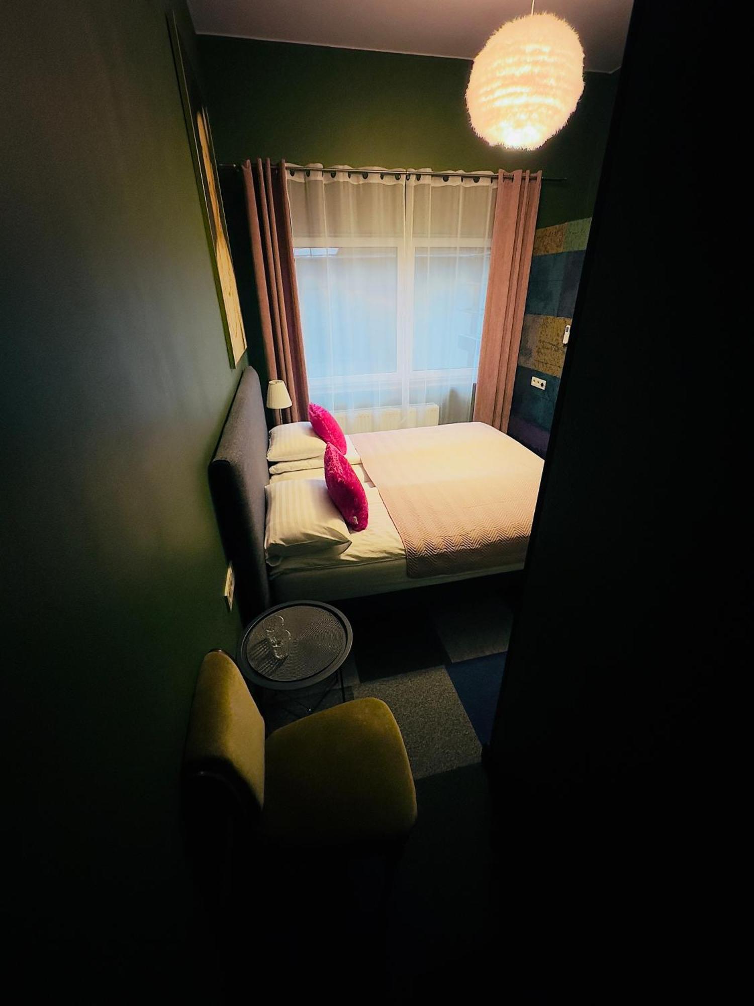Broken Bed Hootel คอนัส ภายนอก รูปภาพ